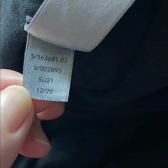 Athleta Men’s Black Farallon 9” Bermuda Shorts UPF50+ w/ Pockets - Size 10 - Picture 6 of 6